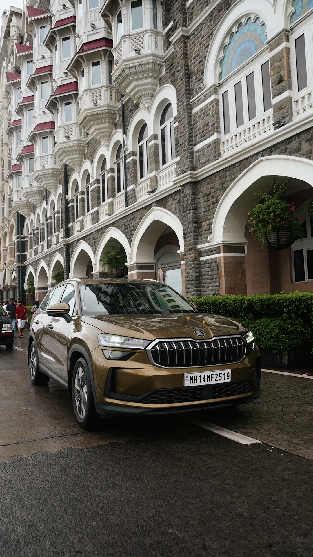 A Sunday of experiences, elegance, and engineering. We hosted the esteemed Team BHP community at the iconic Taj Mahal Palace, Mumbai, for an exclusive drive experience with the new Kodiaq A Sunday of experiences, elegance, and engineering