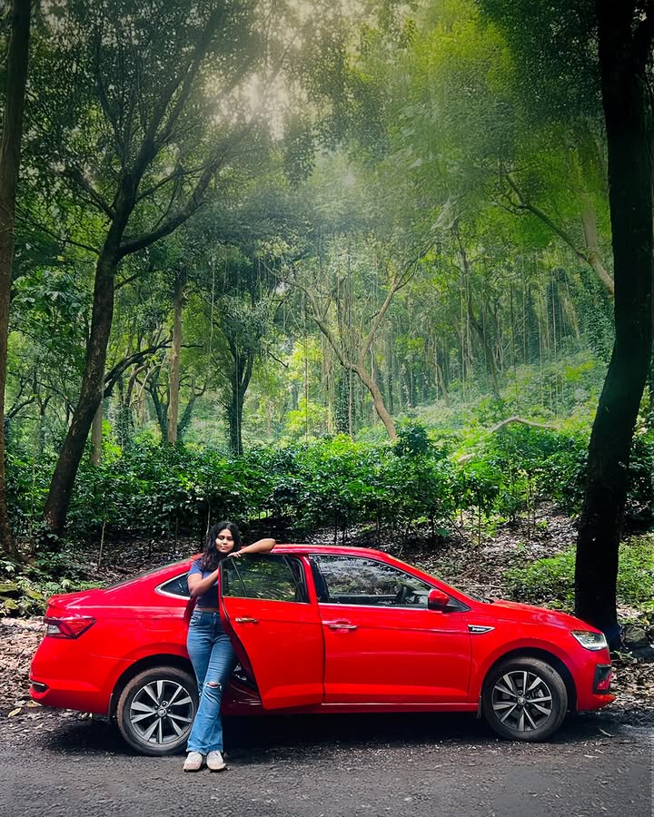 When the forest becomes a canvas, even a car can feel like art. For Sushma Palla, her koda Slavia stood boldly in the green landscapes of Vizag, a red tiger against the wild. Comfort, ease, and a whole lot of love for her Slavia When the forest becomes a canvas, even a car can feel like art