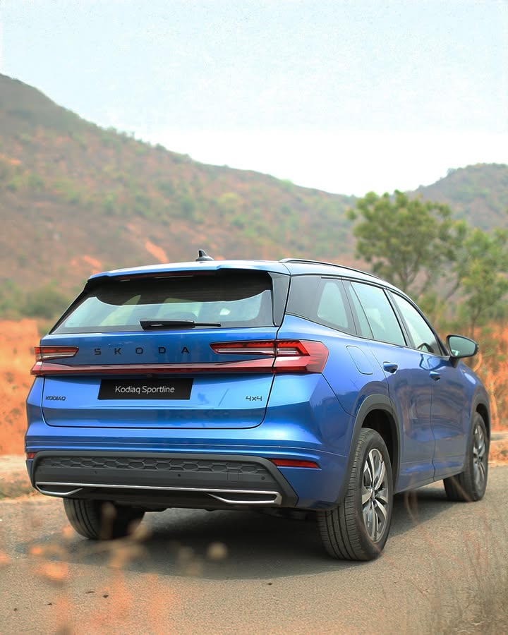 Refined presence, even in the busiest of skylines. Thats the Kodiaq. SkodaIndia SkodaKodiaq LetsExplore Refined presence, even in the busiest of skylines. Thats the Kodiaq. SkodaIndia SkodaKodiaq LetsExplore