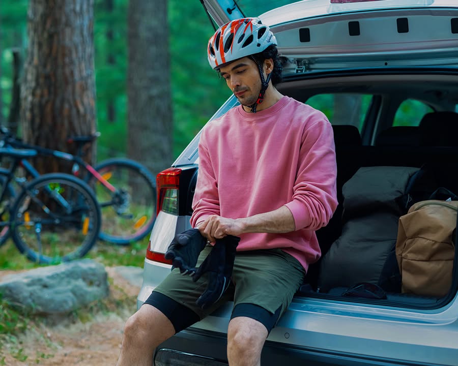 From early morning trail rides to slow drives through the woods, the koda Kushaq brings your crew together for every kind ...