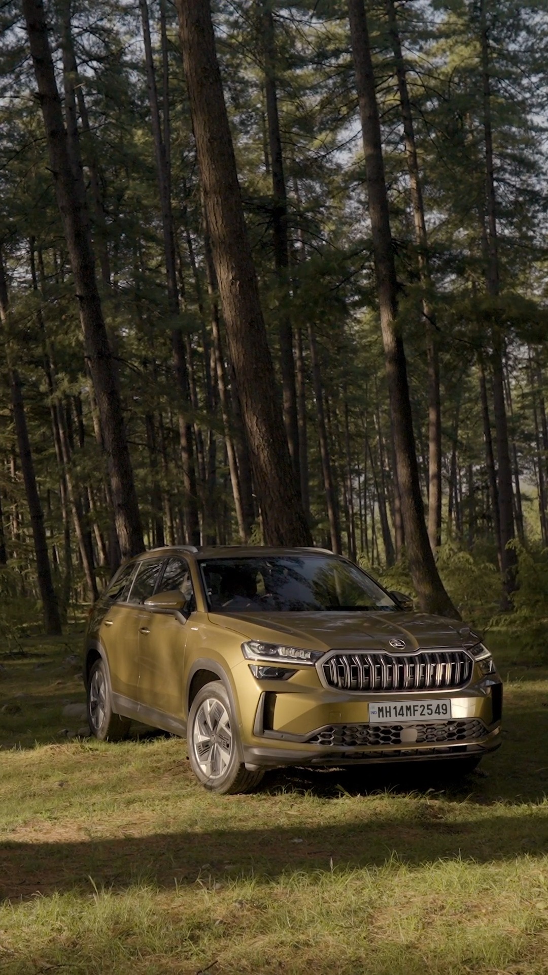 Built to handle more than just city roads. Conquer rugged trails, steep climbs, and every twist in between