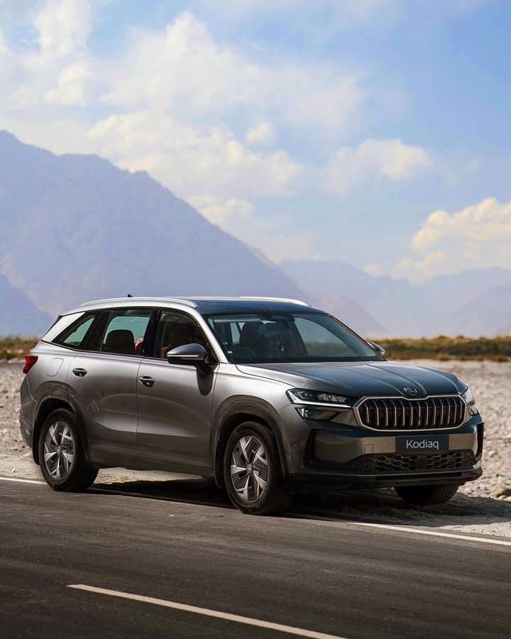 Standing tall against the peaks, the Kodiaq isnt just made for the climb, its made to command it
