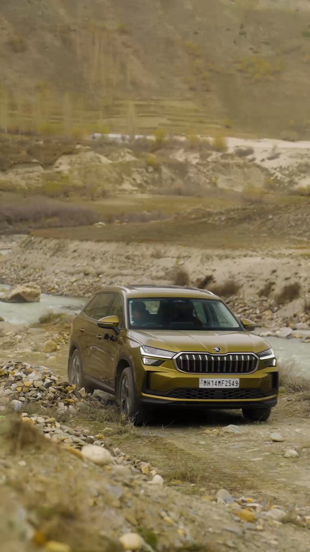 Unfamiliar terrain. Changing conditions. The koda Kodiaq stays composed, so you can keep exploring with confidence