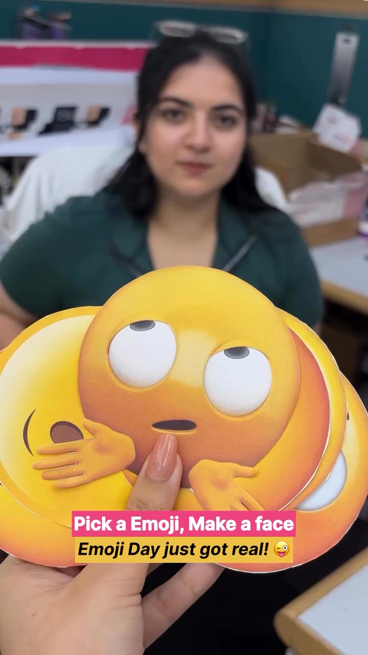 Happy World Emoji Day Pick an emoji, make a face Emoji Day just got REAL Watch our beauty squad draw random...