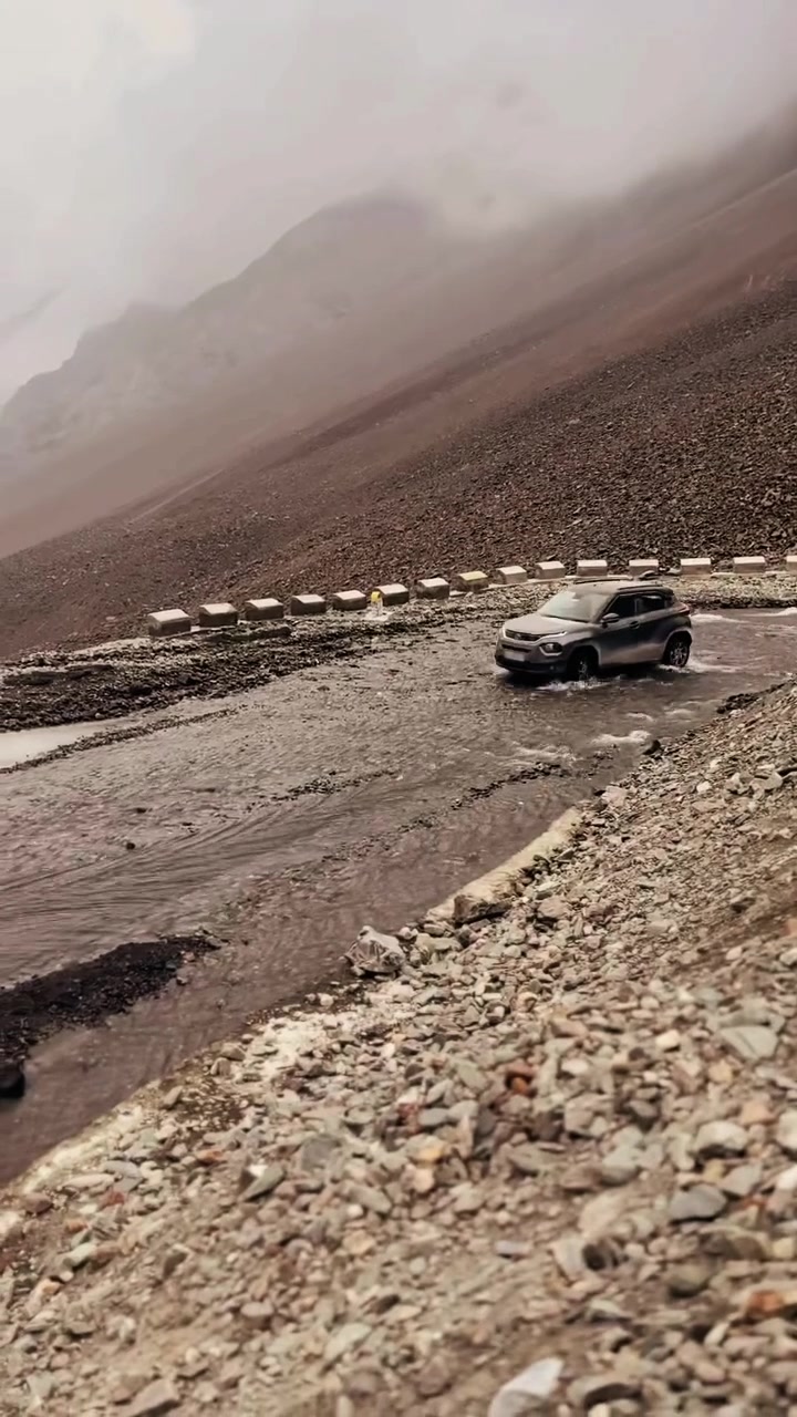 The SUV thats ready for more than city limits ft