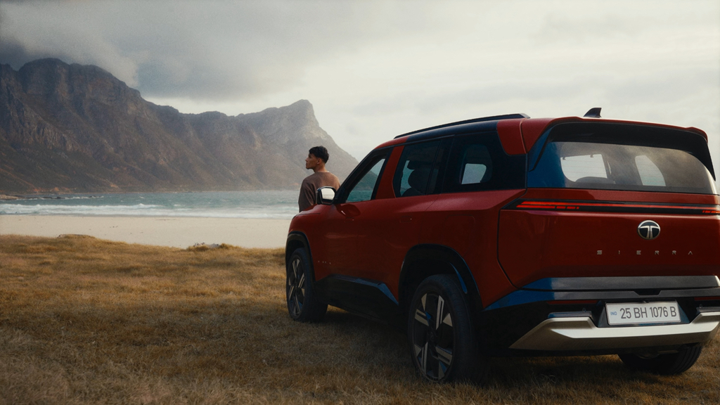 The call can wait. The drive can t. NationalTourismDay Sierra TataSierra EscapeMediocre