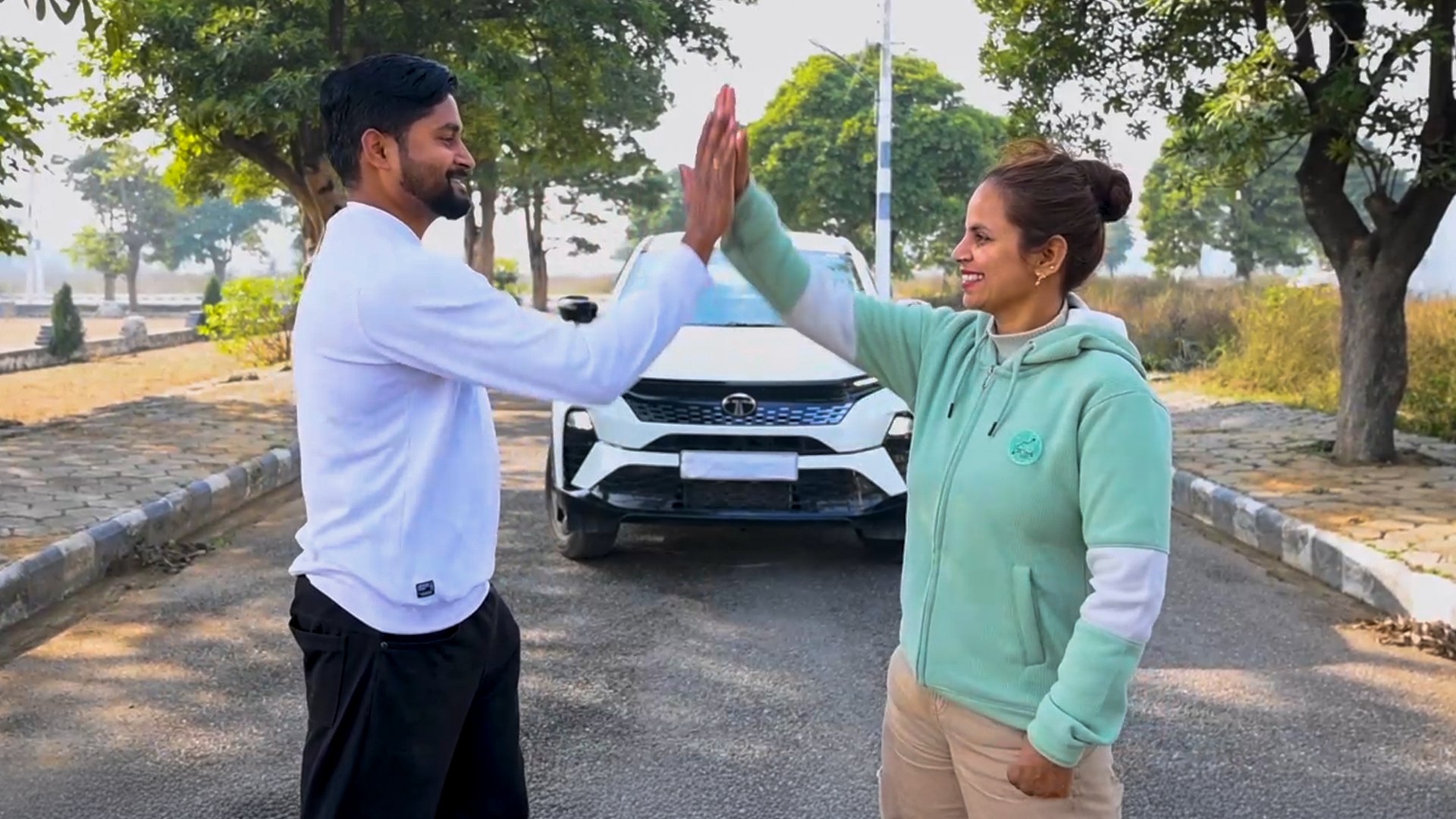  TaketheCURVV for safety and performance that always has your back. CURVVExecutive TataCURVV CURVV SUVCoupe TataMotors