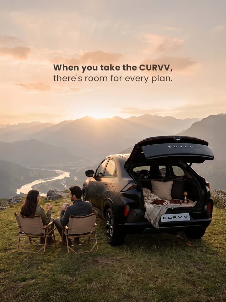 Make room for every getaway with CURVVs 500L boot space. Time to take the CURVV