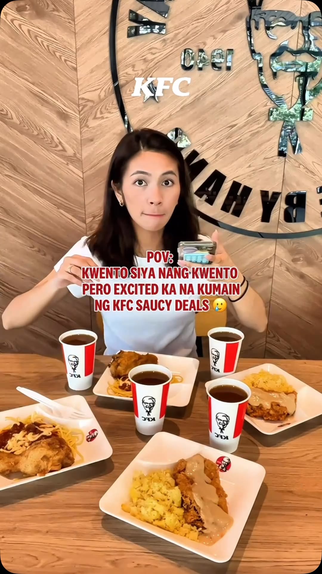 Yung mas pinili niya yung Saucy Deals kaysa sa kwento 