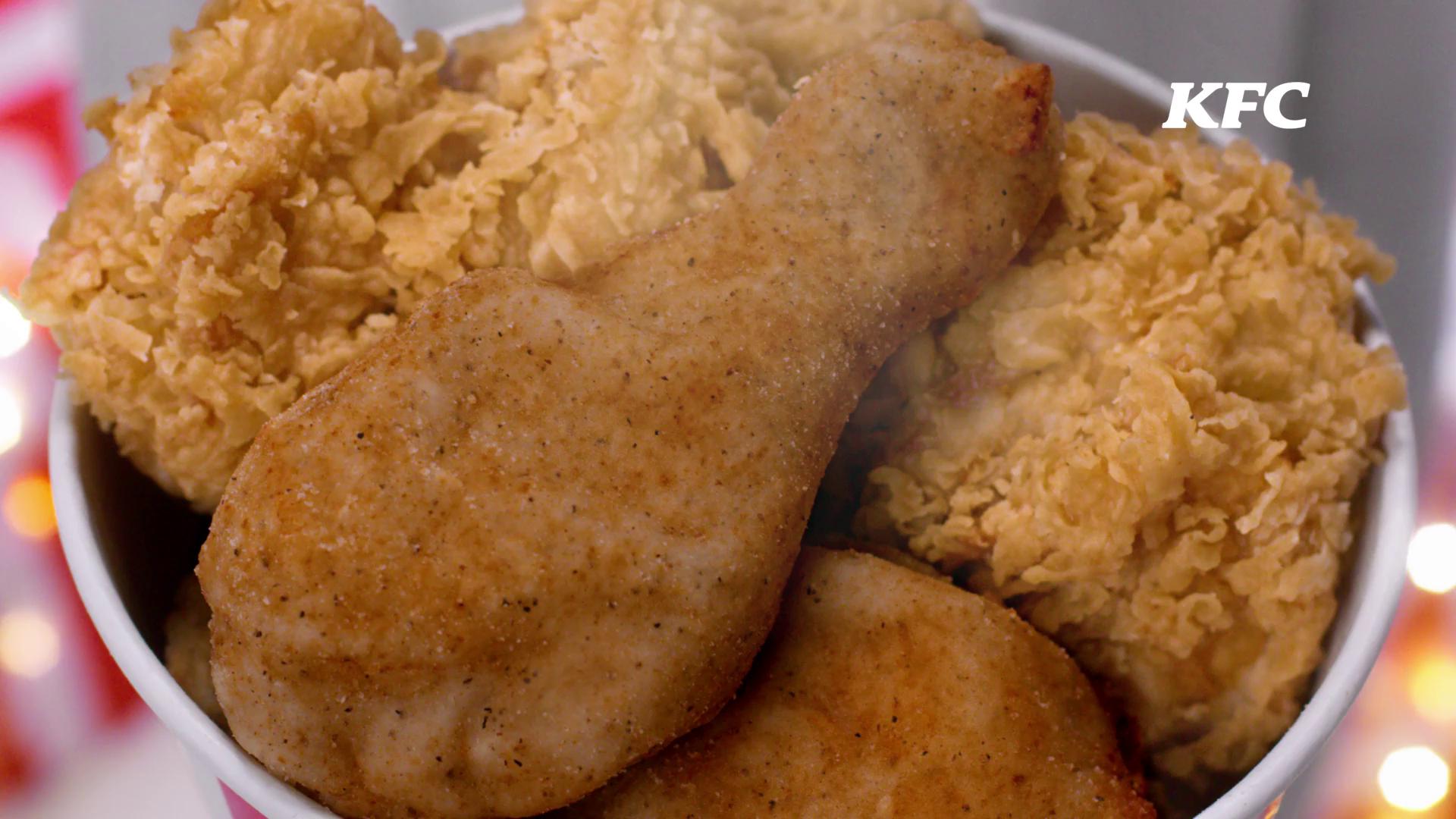 Its beginning to smell a lot like Christmas with KFC Christmas Shareables Enjoy 6 PC KFC chicken paired with a creamy Choco...