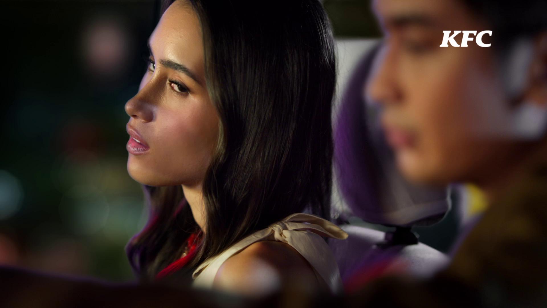 Malabo man kayo, malinaw naman ang REAL chicken goodness of the KFC Zinger Steak Duo