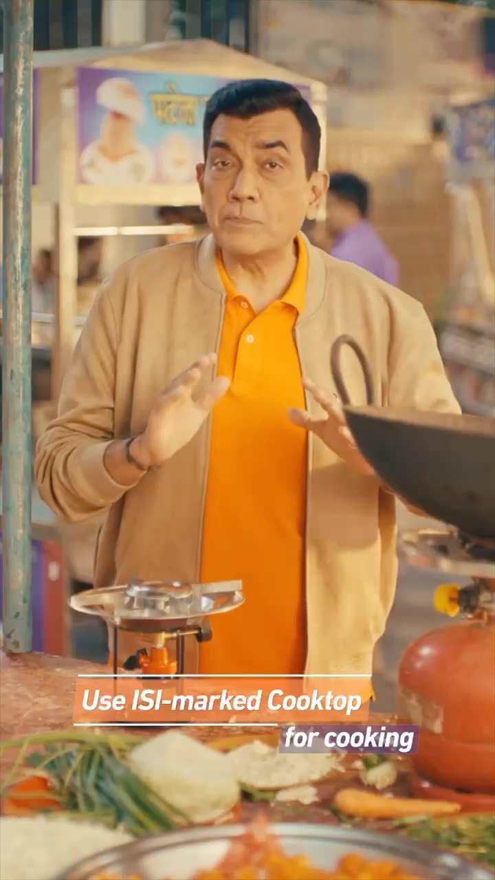 Kitchen Maestro Sanjeev Kapoor loves the Indane Chhotu Master Compact, convenient, and designed for everyday ease, the In...